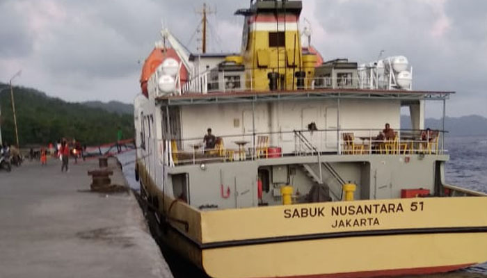 Kapal Pelni Selamatkan KM. Simba I di Perairan Lirung