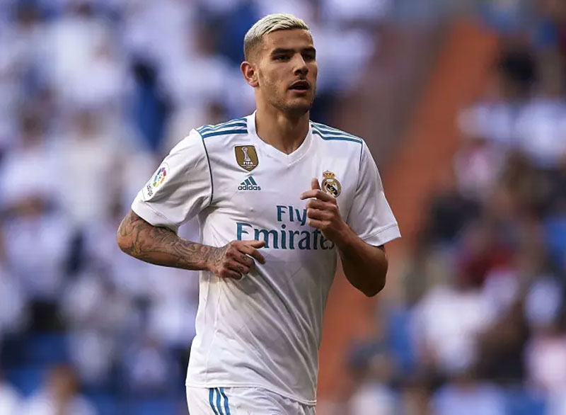Don Carlo Goda Bek El Real Hijrah ke Napoli