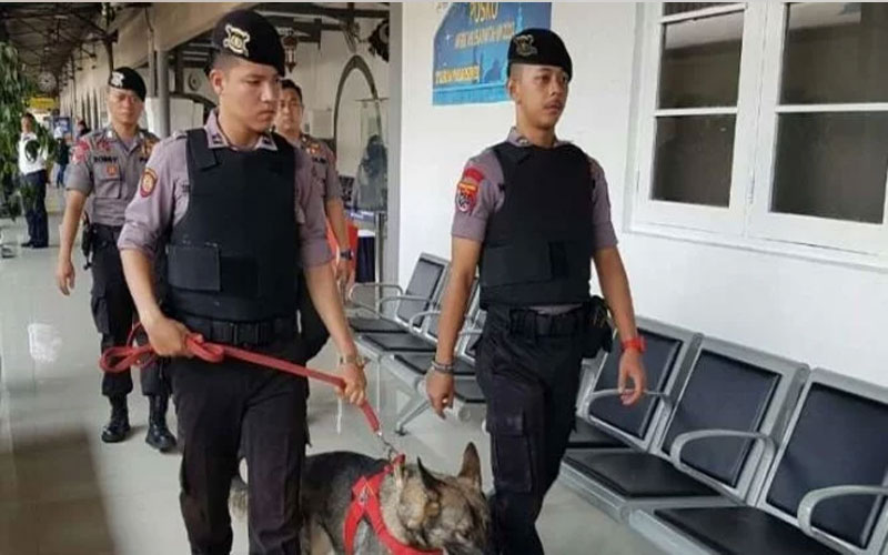 Polisi Kerahkan Pasukan Pembawa Anjing untuk Amankan Pemudik