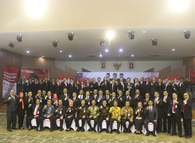 Sekjen Kemendagri Resmi Tutup Diklat PIM Tk. II dan Diklat Keprotokolan 2019