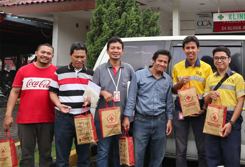 Wujudkan Gaya Hidup Sehat, Karyawan Amatil Indonesia Lakukan Donor Darah