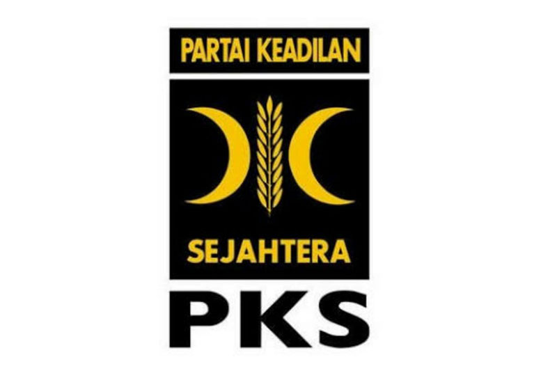 PKS tak Ikut-ikutan ke Istana