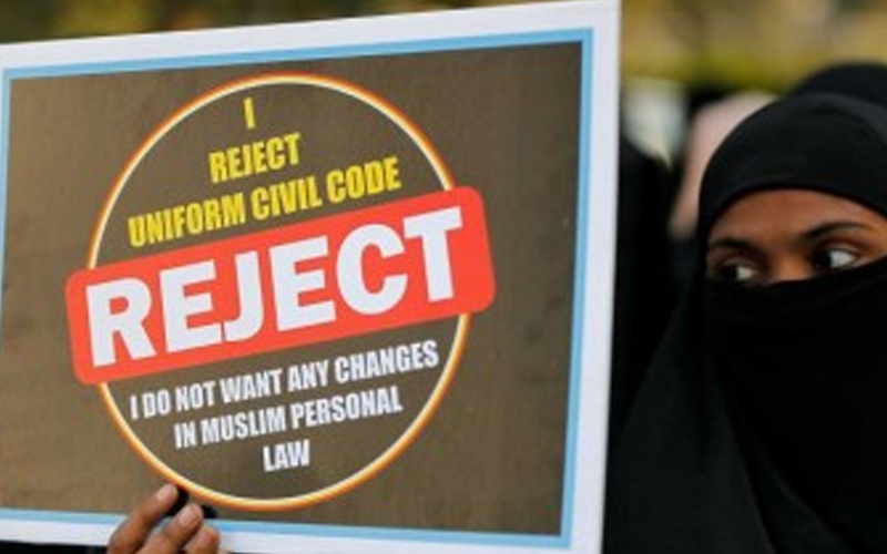 Parlemen India Larang Warga Muslim Ceraikan Istri Talak Tiga