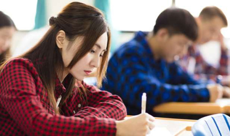 Tingginya Tekanan Ujian Sekolah Bikin Pelajar di Dunia Stres