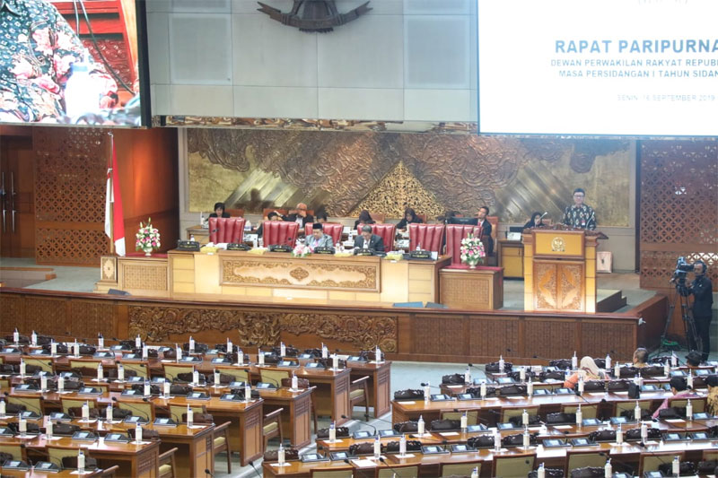 Mendagri Sampaikan Pandangan Akhir Pemerintah Terhadap RUU tentang Perubahan Ketiga Atas UU MD3 pada Sidang Paripurna DPR RI