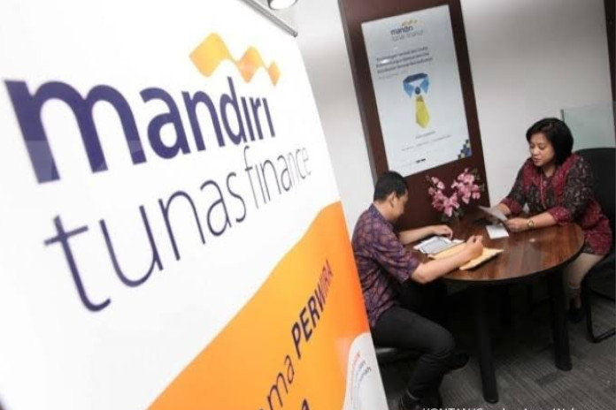 Mandiri Tunas Finance Bantu Korban Banjir Jabodetabek
