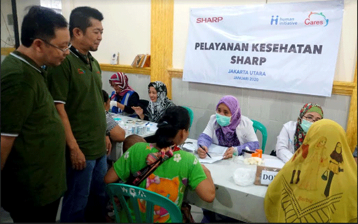 SHARP Indonesia Gelar Pemeriksaan Kesehatan dan Servis Produk Gratis  Bagi Warga Terdampak Banjir
