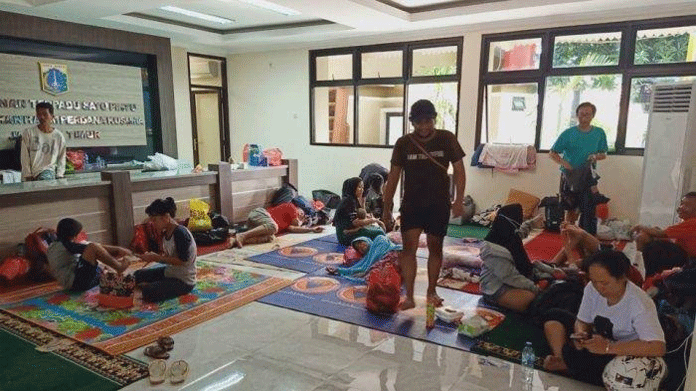 Obat Hingga Makanan Kering Masih Dibutuhkan Korban Banjir