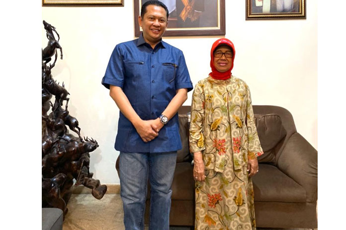Kenangan Bamsoet Bersama Ibunda Jokowi