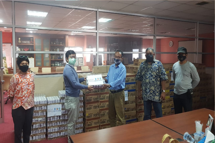 Nestle Indonesia Distribusikan Bantuan Lewat PWI Peduli