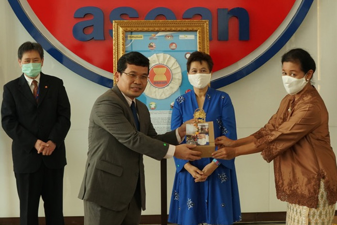 Maybank Persembahkan Masker â€œTanda Kasihâ€ kepada ASEAN – Bukti Komitmen dan Solidaritas di Tingkat Regional