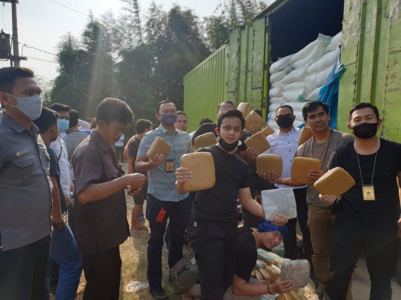 Polda Banten Gagalkan Penyelundupan 159 Kilogram Ganja