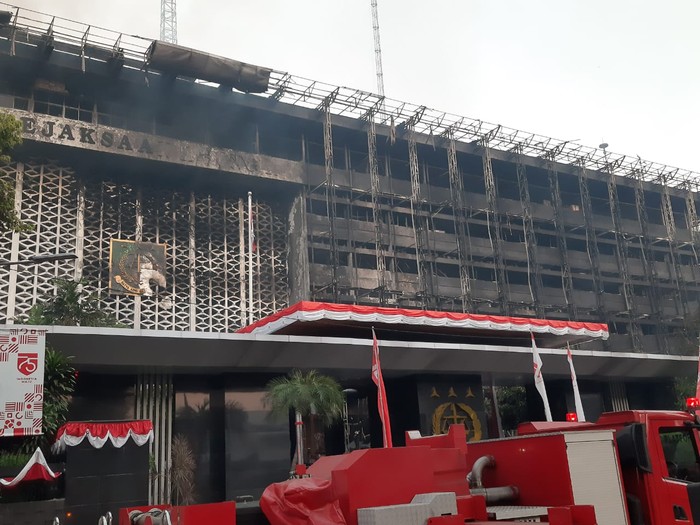Padam, Polisi Selidiki Penyebab Kebakaran Gedung Kejaksaan Agung