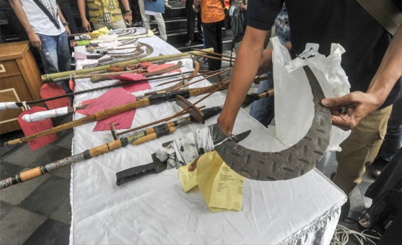 Ngeri, Geng Motor Bawa Celurit dan Samurai di Cibubur