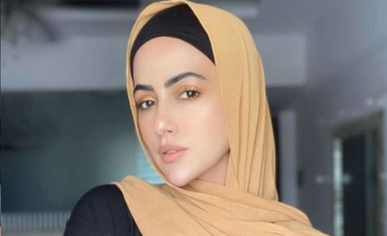 Demi Islam, Sana Khan Pilih Pensiun