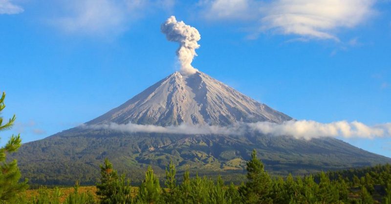 Magma Gunung Merapi Terus ke Permukaan