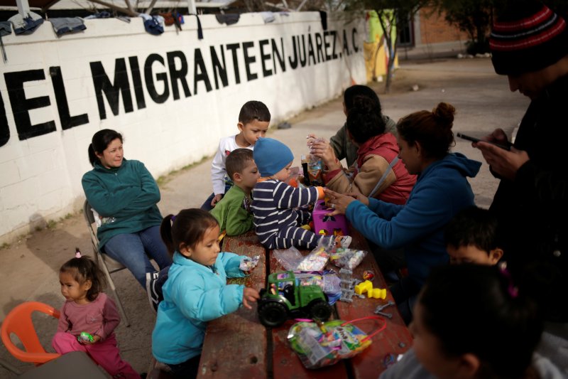 Delapan Ribu Migran di Guatemala Bergerak Menuju AS