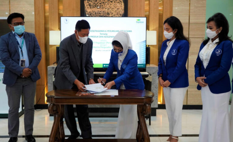 Bangkitkan UMKM, Pegadaian Gandeng IWAPI