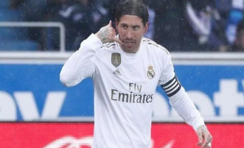 Sergio Ramos dalam Incaran Manchester United