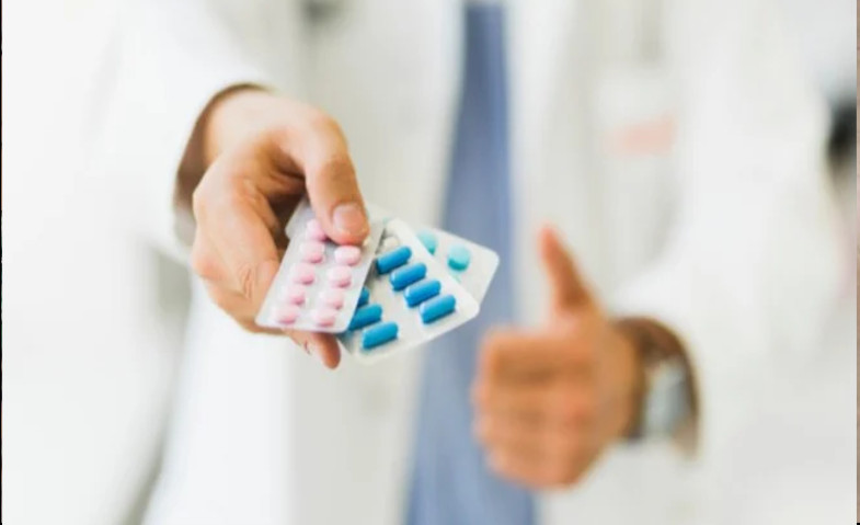 Di Tengah Pandemi, Obat Demam dan Imunitas Paling Banyak Dibeli Masyarakat