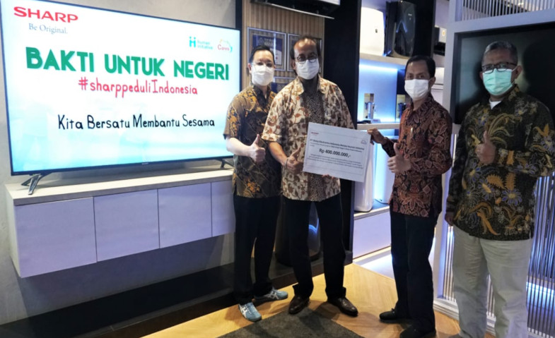 Sharp Indonesia Salurkan Bantuan Darurat bagi Masyarakat Terdampak Bencana di Indonesia