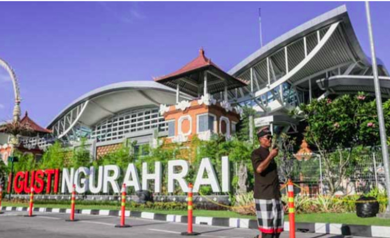 Libur Panjang, Bandara Ngurah Rai Dipenuhi Para Pelancong