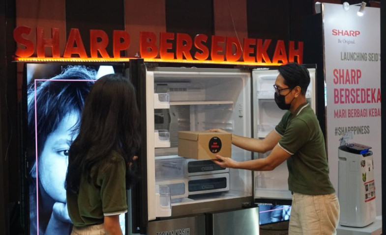 Sharp Bersedekah Cara Sharp Indonesia Bangkitkan Kembali Semangat Berbagi di Masa Pandemi