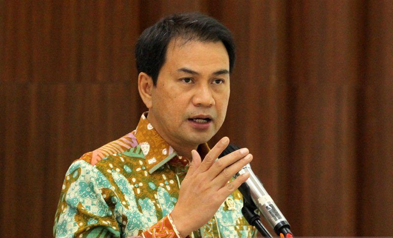 Pakar Hukum Minta KPK Tetapkan Aziz Syamsuddin jadi Tersangka