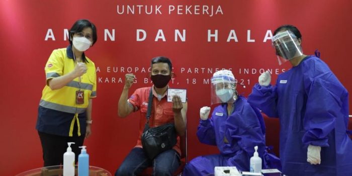 Coca-Cola Europacific Partners Indonesia Lakukan Kegiatan Program Vaksinasi Gotong Royong
