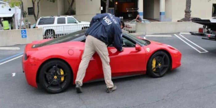 Uang Bantuan COVID-19 Malah Dipakai Beli Mobil Mewah