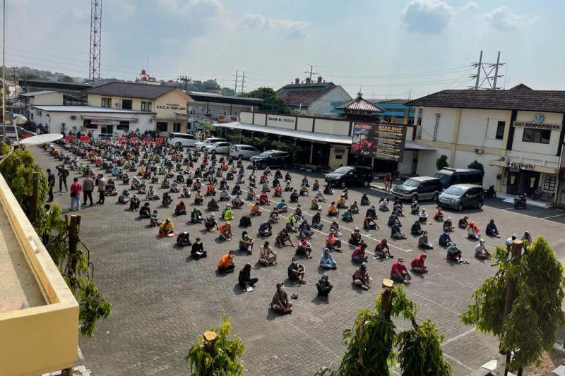 Ratusan Preman di Semarang Diciduk Polisi