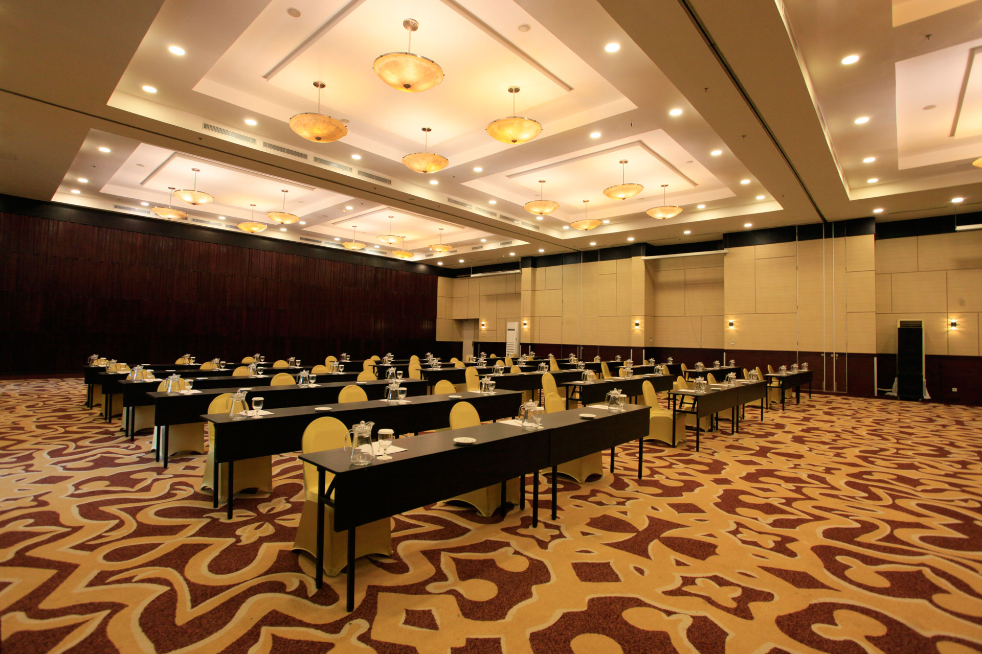 Nirwana Ballroom Aston Bogor Hotel & Resort. (dok. Aston Bogor Hotel & Resort)