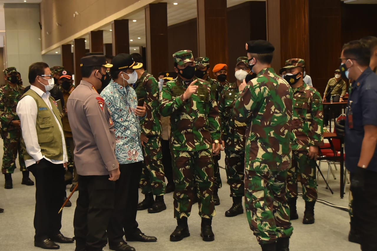 TNI-Polri Jalankan Target Pemerintah 1 Juta Vaksin Dalam Sehari