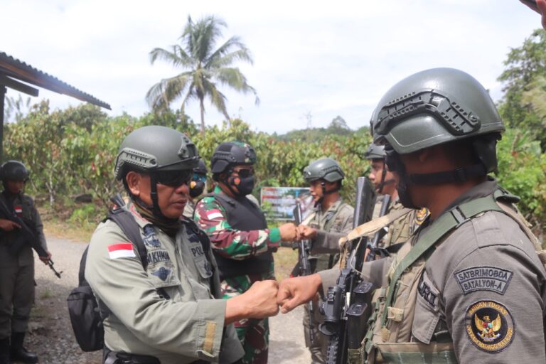 Selesai Berikan Srahan, Kapolda Sulteng langsung Tancap Gas Buru Kelompok Teroris MIT Poso