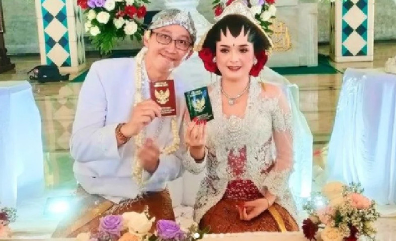Eks Kepala BIN Hendropriyono Jadi Saksi Pernikahan Abu Janda
