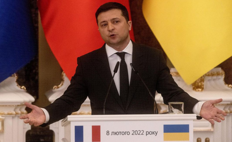 Presiden Ukraina Minta NATO Kirim Bantuan Militer Lebih Banyak Lagi