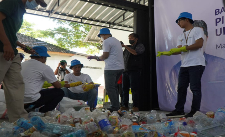 Kementerian BUMN Bersama Pegadaian, Jasa Marga dan ITDC Luncurkan Program Perdana Bakti BUMN di Mandalika Lombok