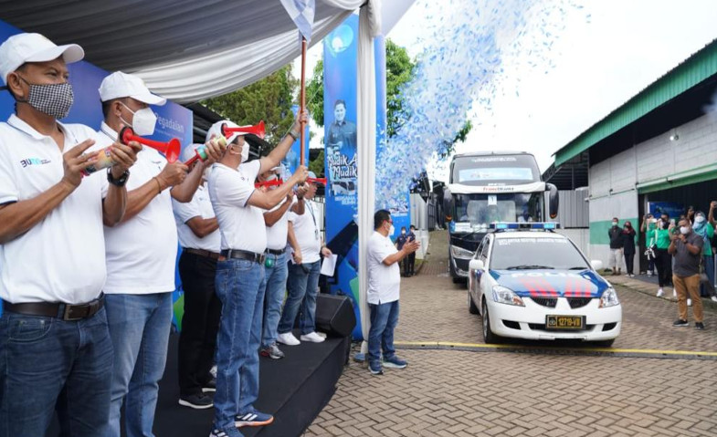 Pegadaian Berangkatkan Peserta Mudik Aman Mudik Sehat BUMN 2022