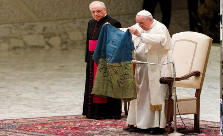Paus Fransiskus Kutuk Pembantaian di Bucha