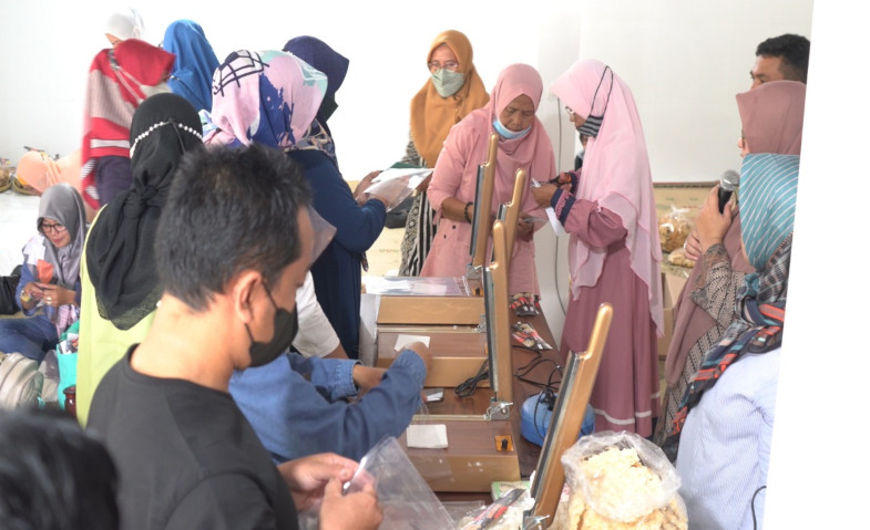 Bangun Rumah Produksi Komunitas, Pegadaian Dorong Perkembangan Industri Rumah Tangga