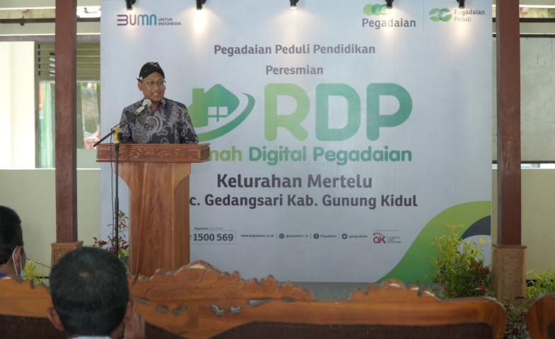 Dukung Digitalisasi Pedesaan, Dirut meresmikan Rumah Digital Pegadaian di desa Mertelu, Gunung Kidul
