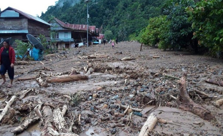 Dua Desa di Bondowoso Diterjang Banjir Bandang