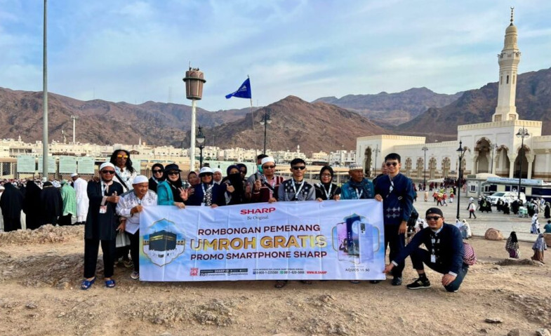 Disponsori Sharp Indonesia, 24 Jemaah Tunaikan Ibadah Umroh