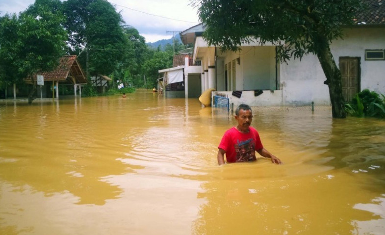 Desa Ciemas Sukabumi Terendam Banjir Setinggi 1,5 Meter
