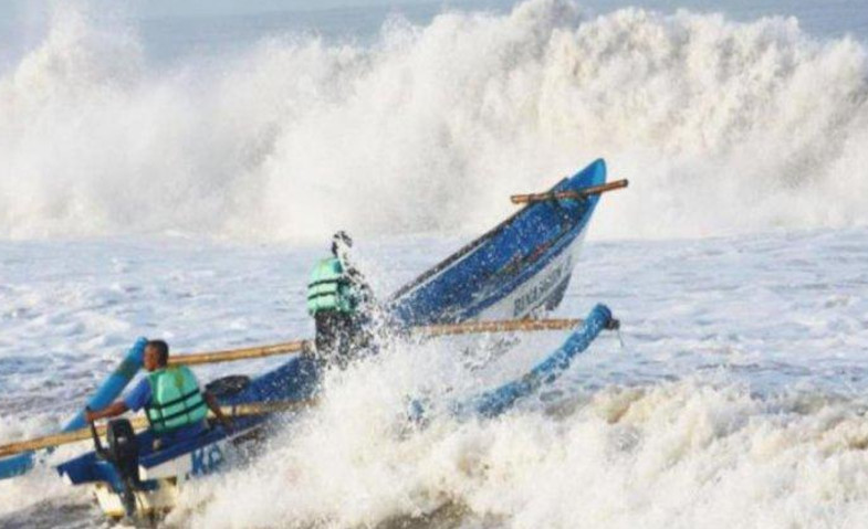 SKK Migas Khawatir dengan Cuaca Ekstrem di Laut Indonesia