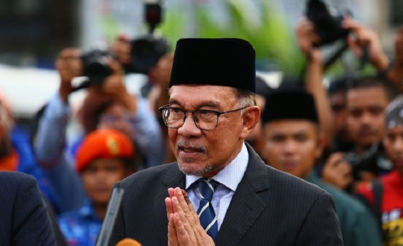 Anwar Ibrahim Minta Swedia Tindak Pelaku Pembakar Alquran