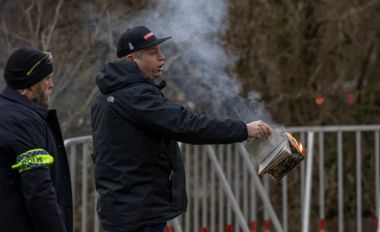 Jerman Kutuk Aksi Pelaku yang Membakar Alquran di Swedia