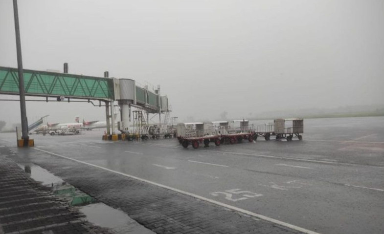 Penerbangan di Bandara Sam Ratulangi Terganggu karena Cuaca Buruk