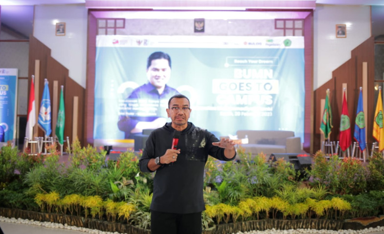 Erick Thohir Ajak Mahasiswa Universitas Muhammadiyah Jambi Membangun Masa Depan BUMN