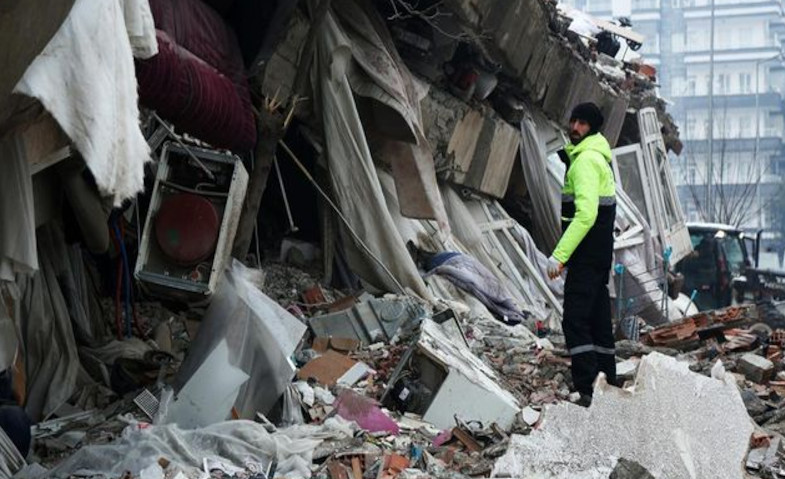 1.700 Orang Tewas dan Korban Gempa di Turki-Suriah Terus Bertambah
